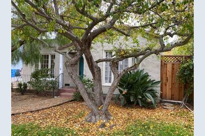2330 Princeton St - Photo 1