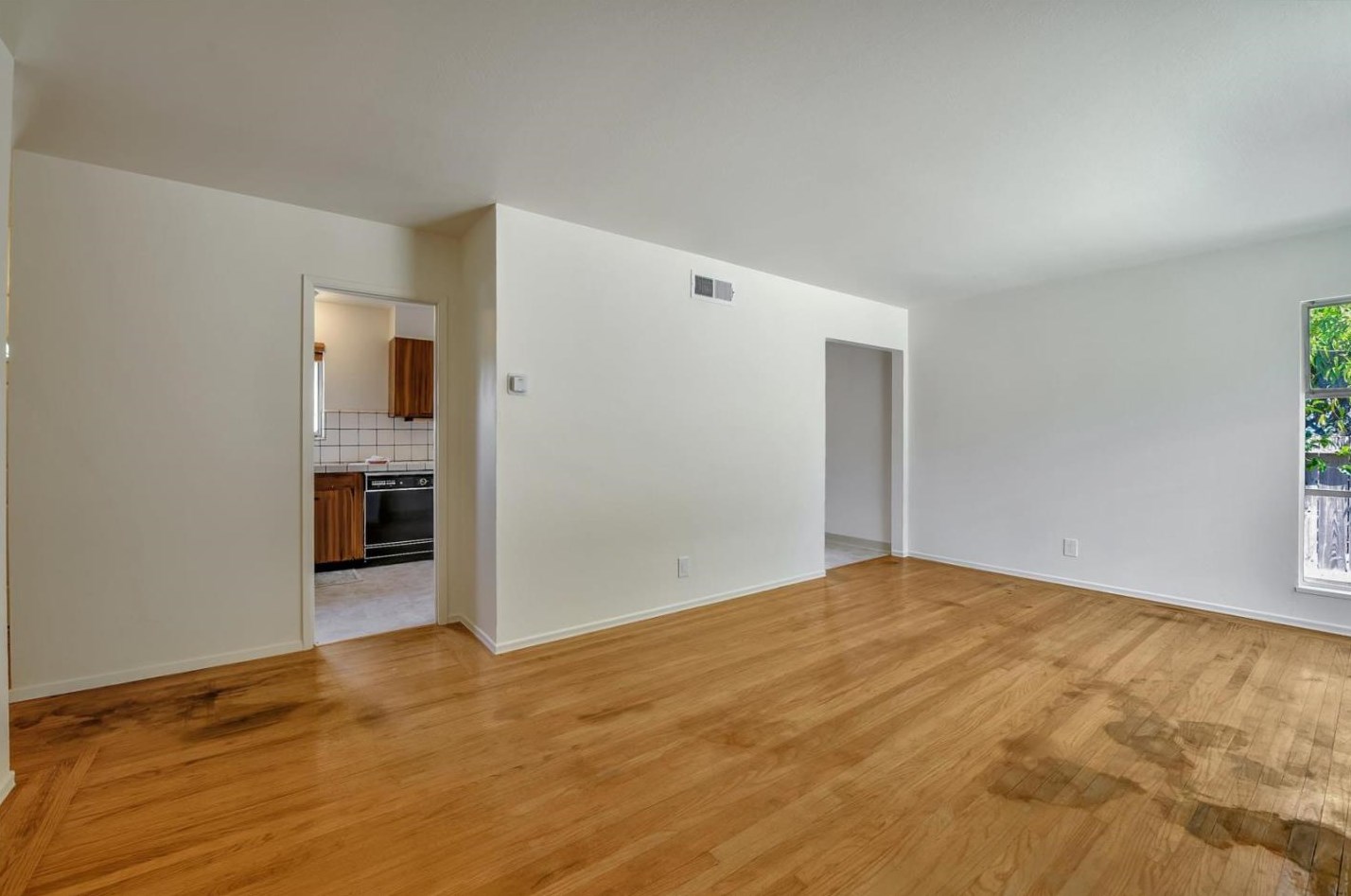 826 Oakgrove Dr, San Jose CA  95129-2319 exterior