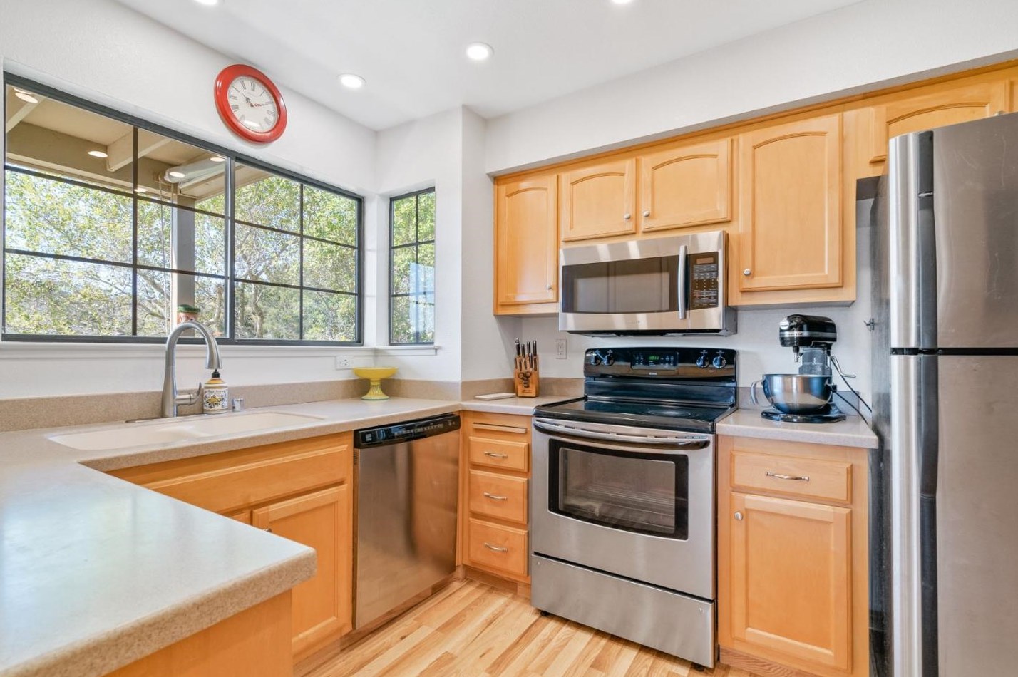 741 Pheasant Rdg Rd, Monterey CA  93940-5763 exterior