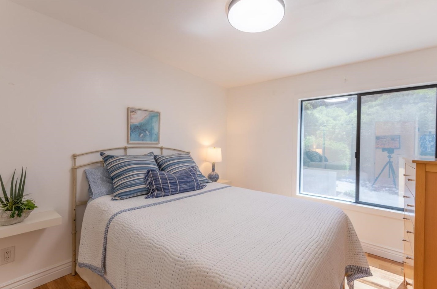 1237 Josselyn Canyon Rd, Monterey CA  93940-7100 exterior