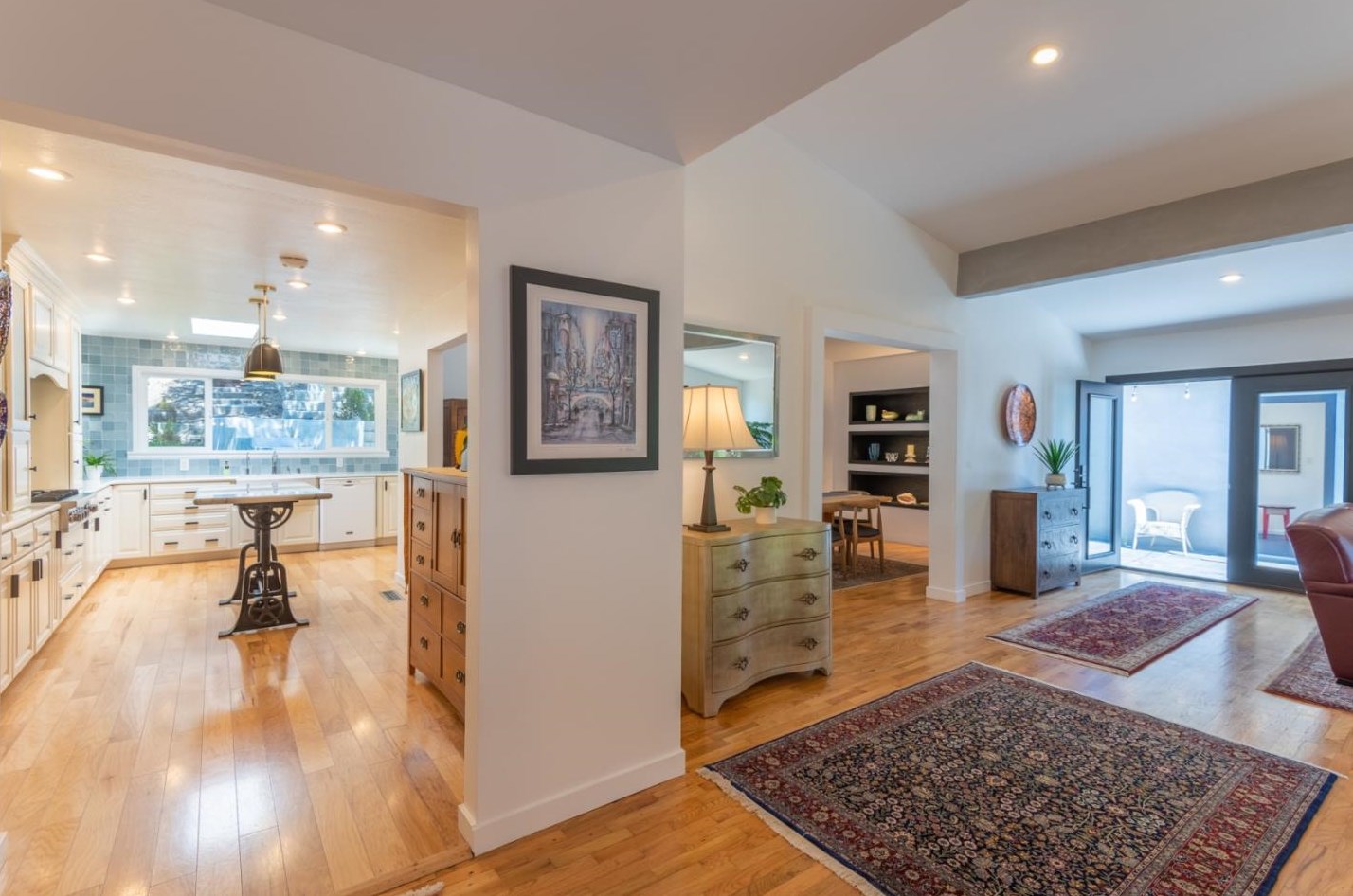 1237 Josselyn Canyon Rd, Monterey CA  93940-7100 exterior