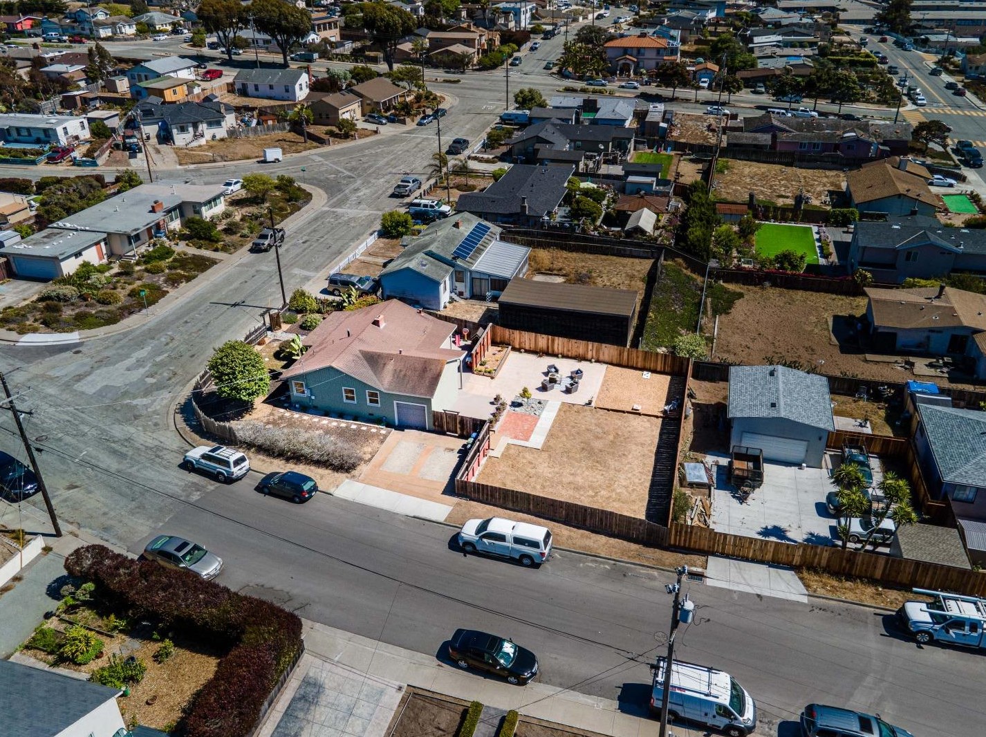 2065 Grandview St, Seaside CA  93955-3204 exterior