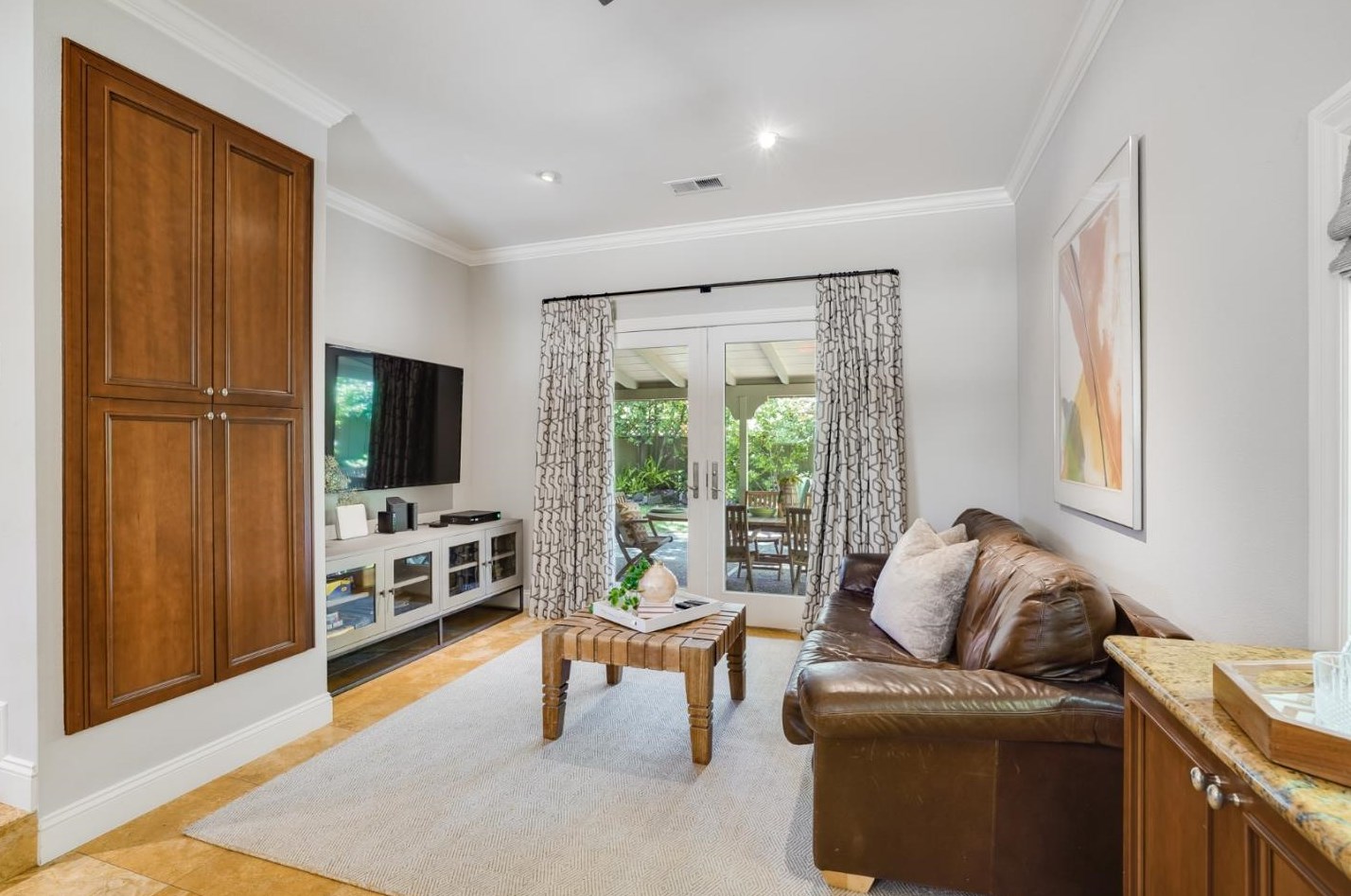 1990 Sharon Rd, Menlo Park CA  94025-6270 exterior