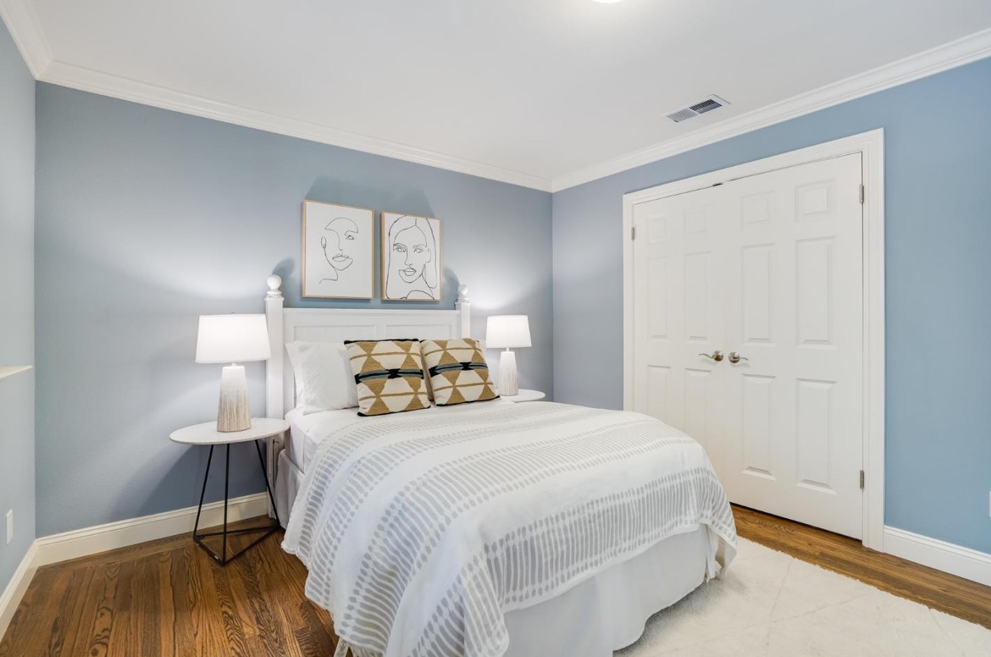 1990 Sharon Rd, Menlo Park CA  94025-6270 exterior