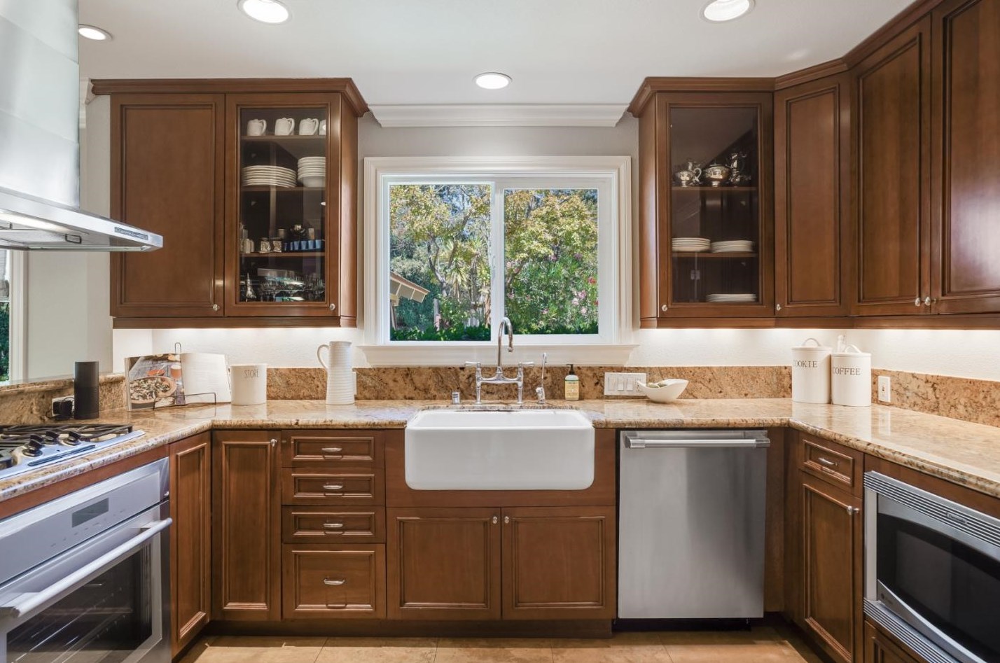 1990 Sharon Rd, Menlo Park CA  94025-6270 exterior