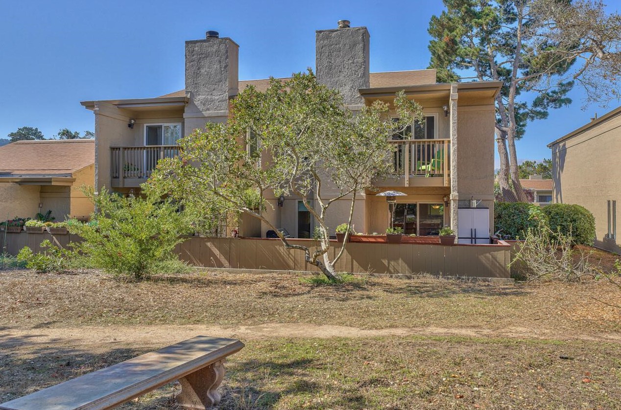 88 Montsalas Dr, Monterey CA  93940-5243 exterior