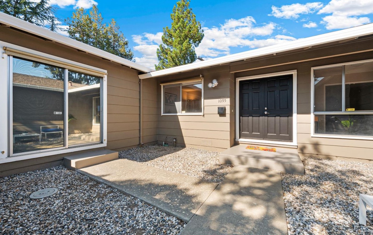 1095 W Washington Ave, Sunnyvale, CA 94086