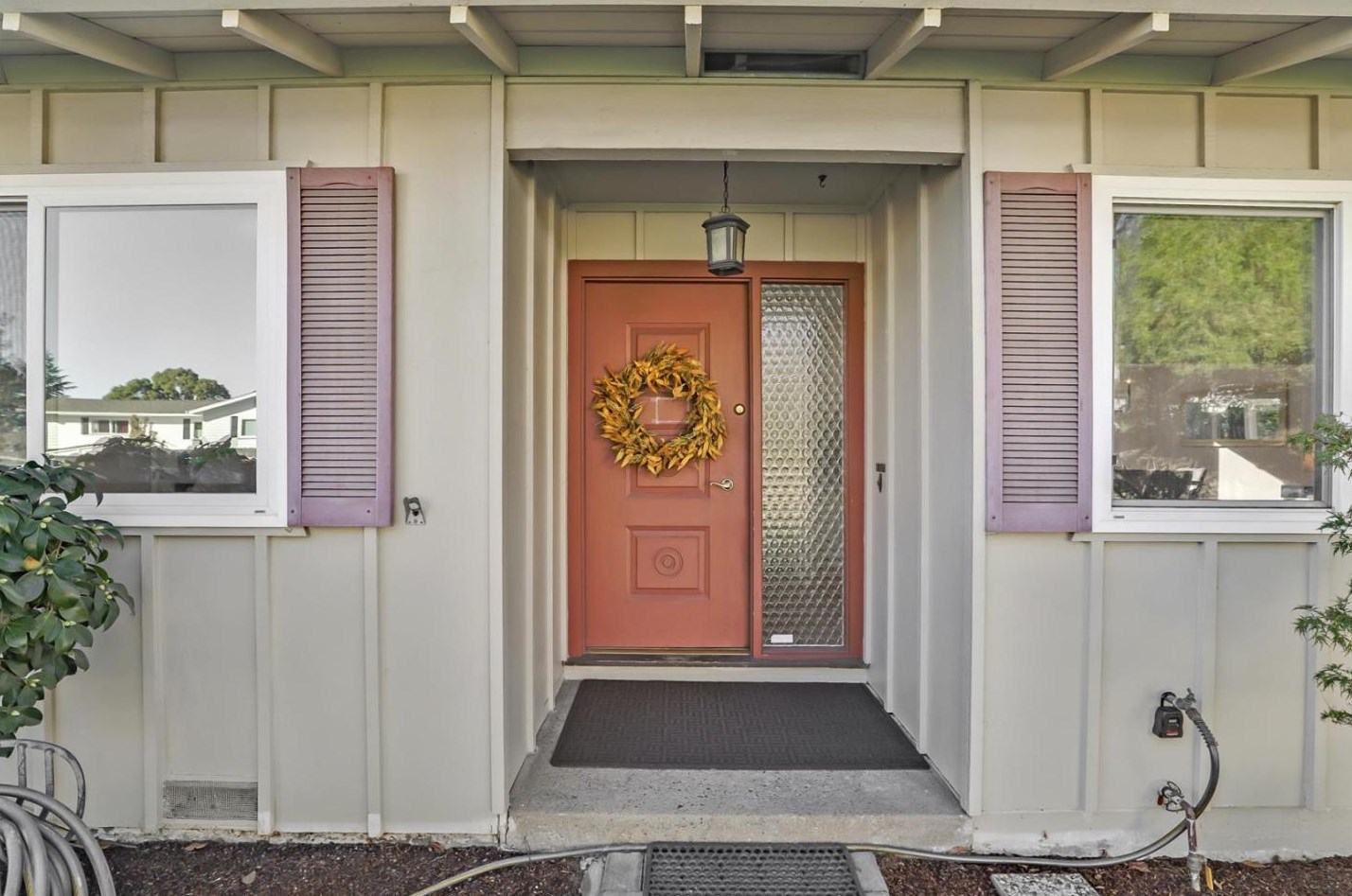 1474 Redwood Dr, Los Altos, CA 94024