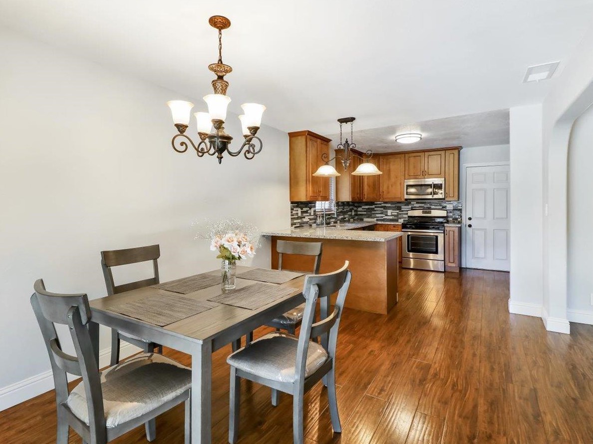 1610 Glidden Ave, Sacramento CA  95822-5152 exterior