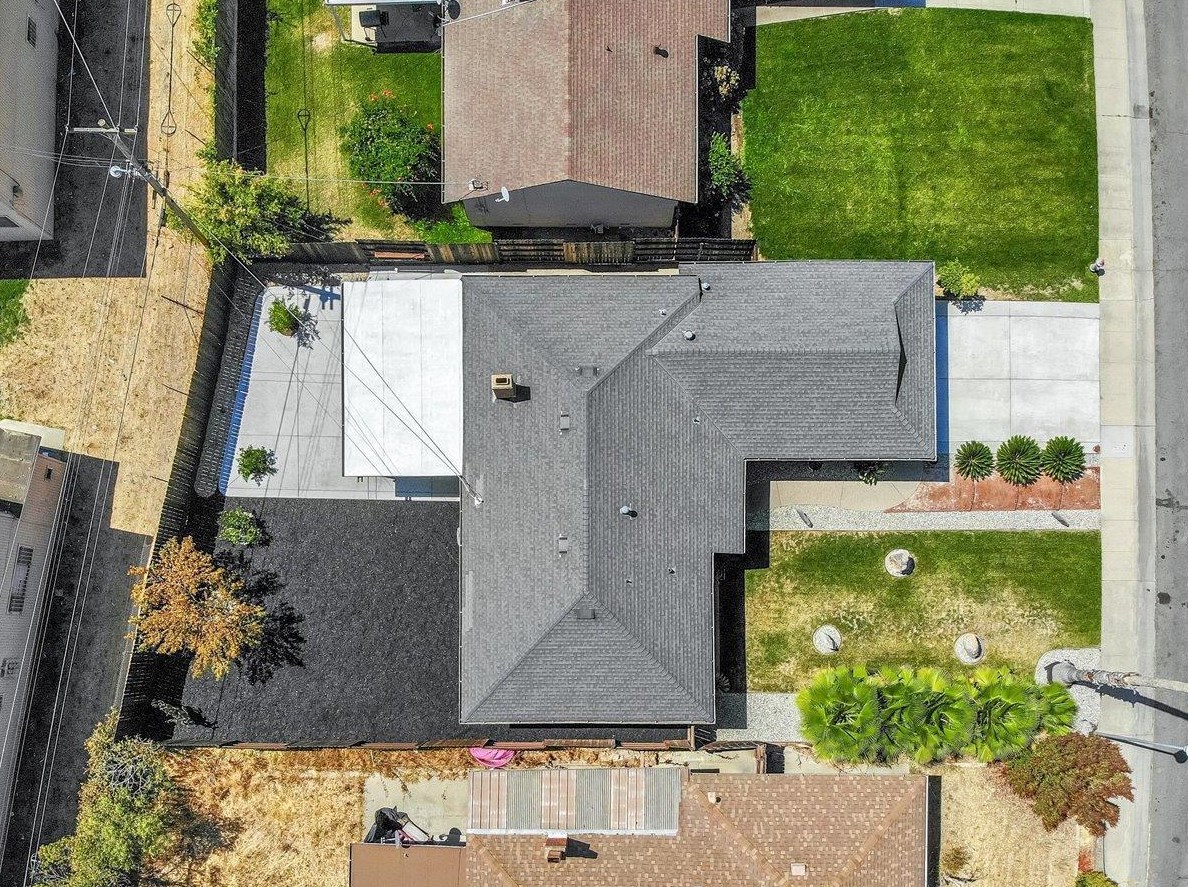 1610 Glidden Ave, Sacramento CA  95822-5152 exterior