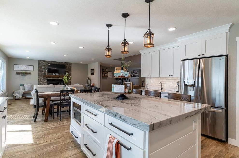 640 Ridgemark Dr, Hollister CA  95023-6457 exterior