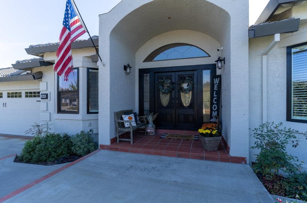 640 Ridgemark Dr, Hollister CA  95023-6457 exterior