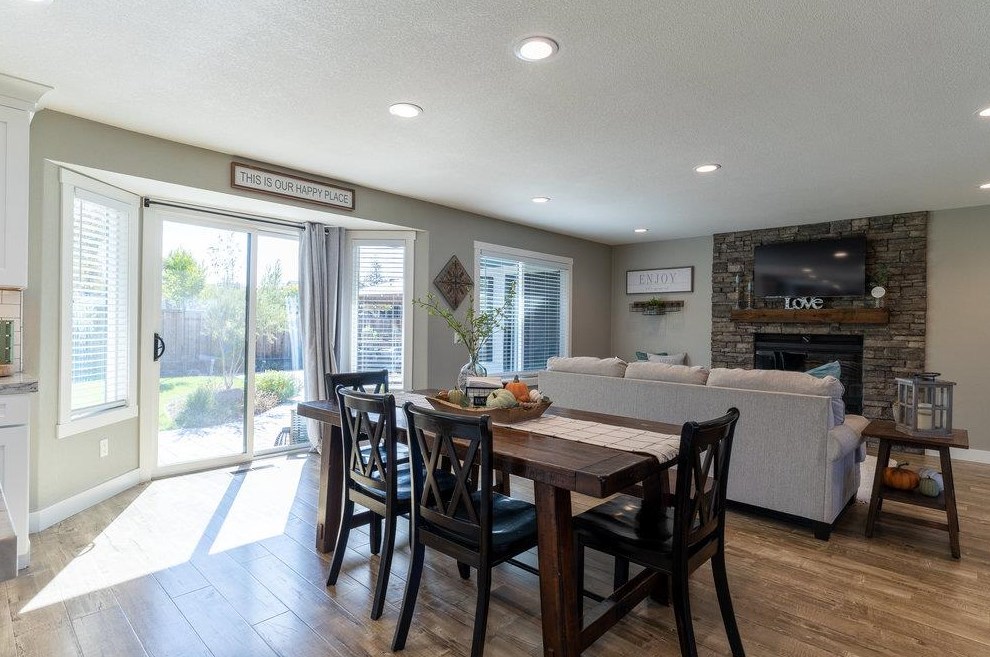 640 Ridgemark Dr, Hollister CA  95023-6457 exterior