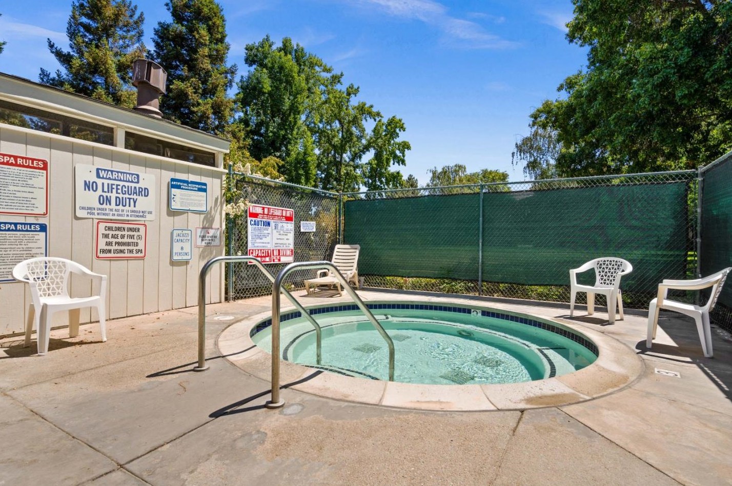 20185 Northglen Sq, Cupertino CA  95014-0567 exterior