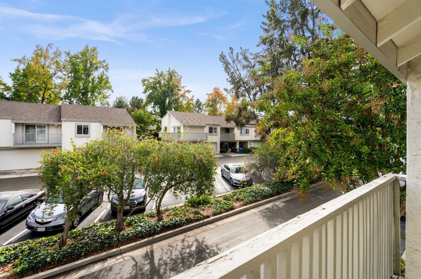 20185 Northglen Sq, Cupertino CA  95014-0567 exterior