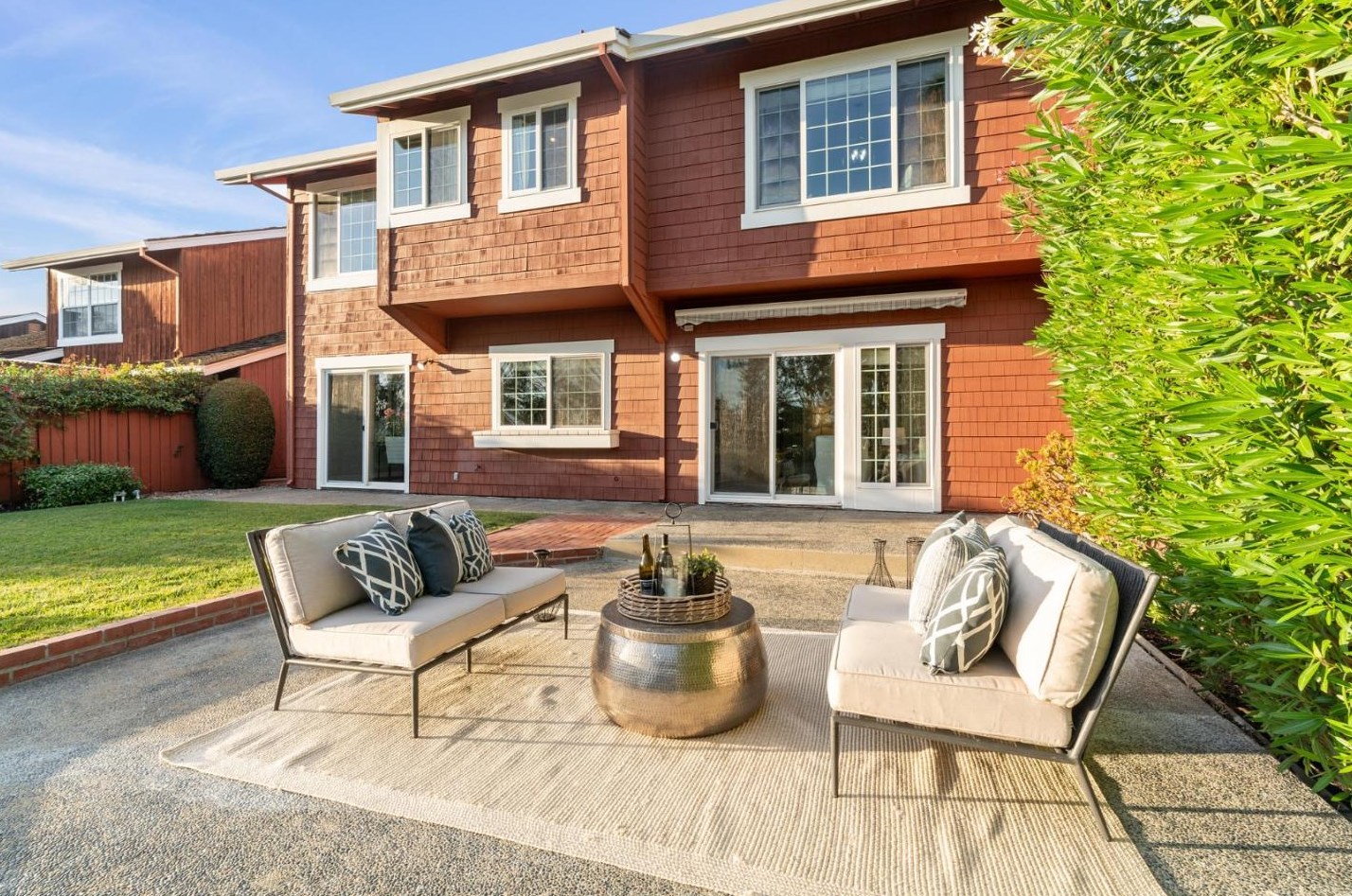 918 Aruba Ln, San Mateo CA  94404-3802 exterior