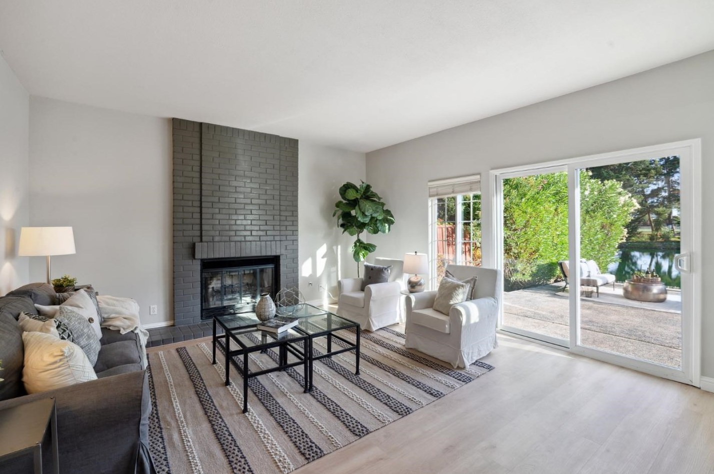 918 Aruba Ln, San Mateo CA  94404-3802 exterior