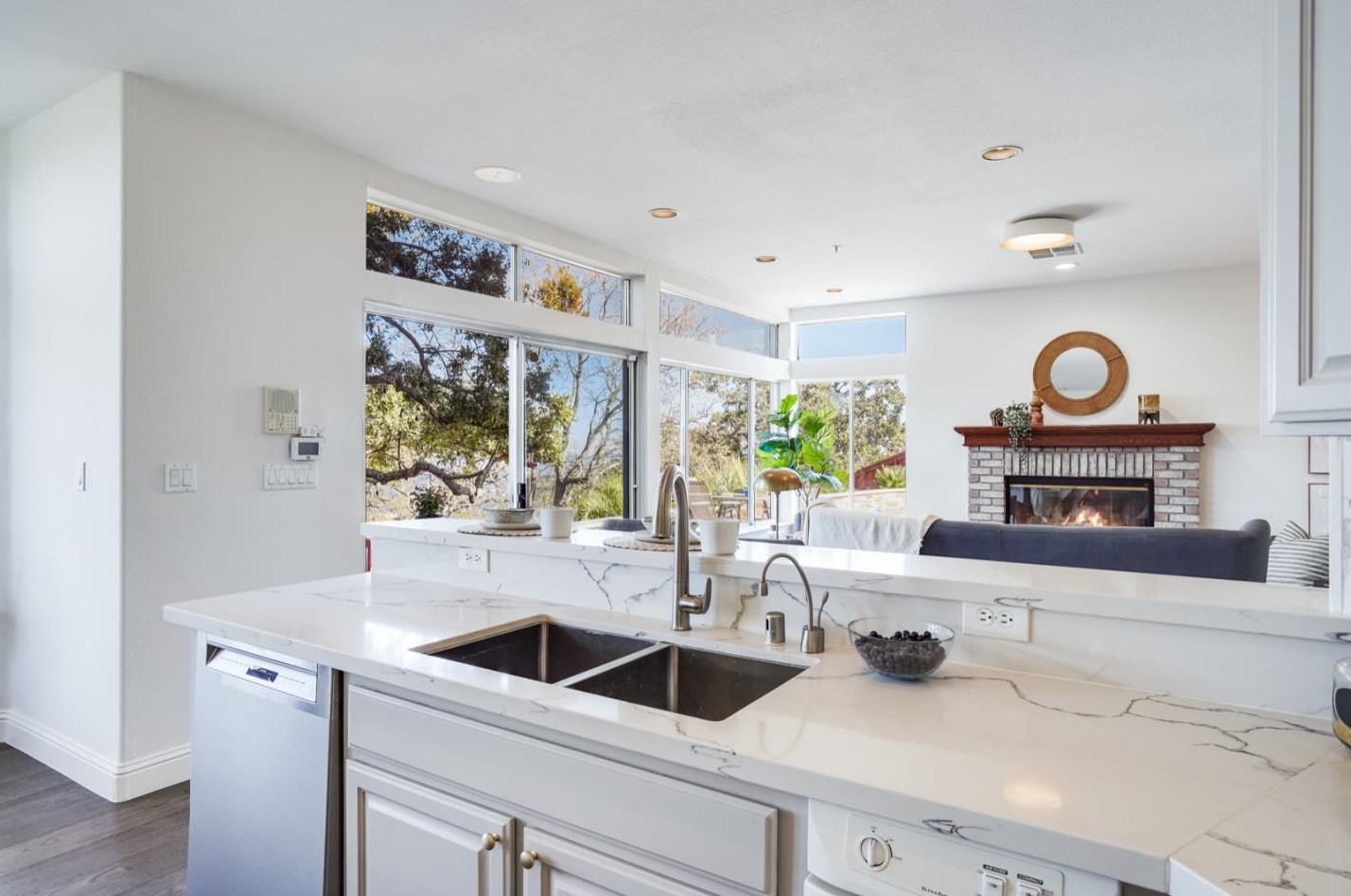 26 Julie Highlands Ct, Lafayette CA  94549-1753 exterior