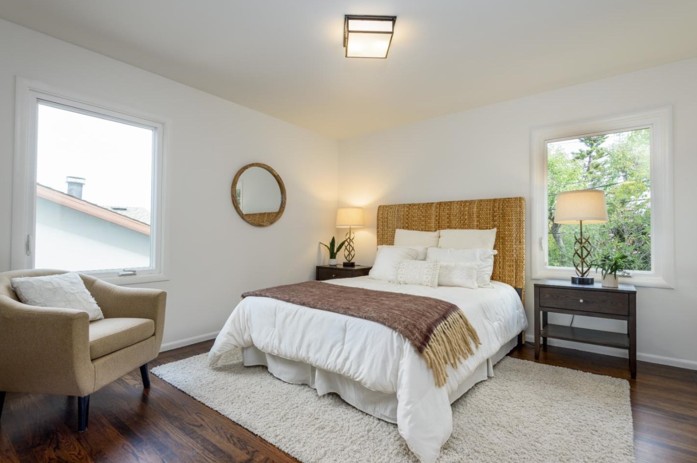 4001 Wilshire Ave, San Mateo CA  94403-4166 exterior