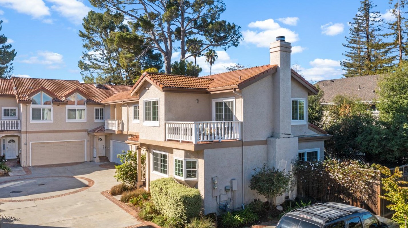 574 Hacienda Ave, Campbell CA 95008-6322 exterior