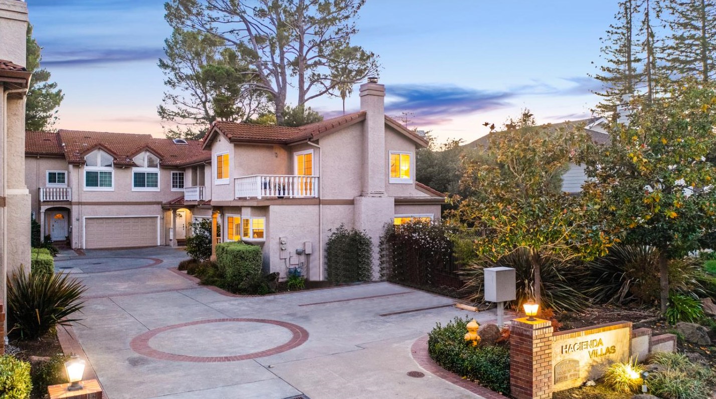 574 Hacienda Ave, Campbell CA 95008-6322 exterior