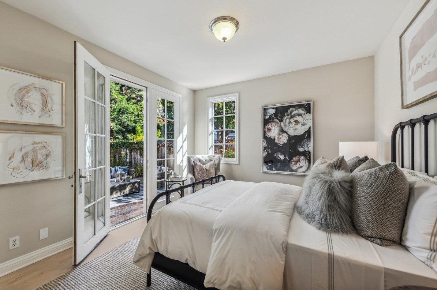 185 Hanna Way, Menlo Park CA  94025-3581 exterior