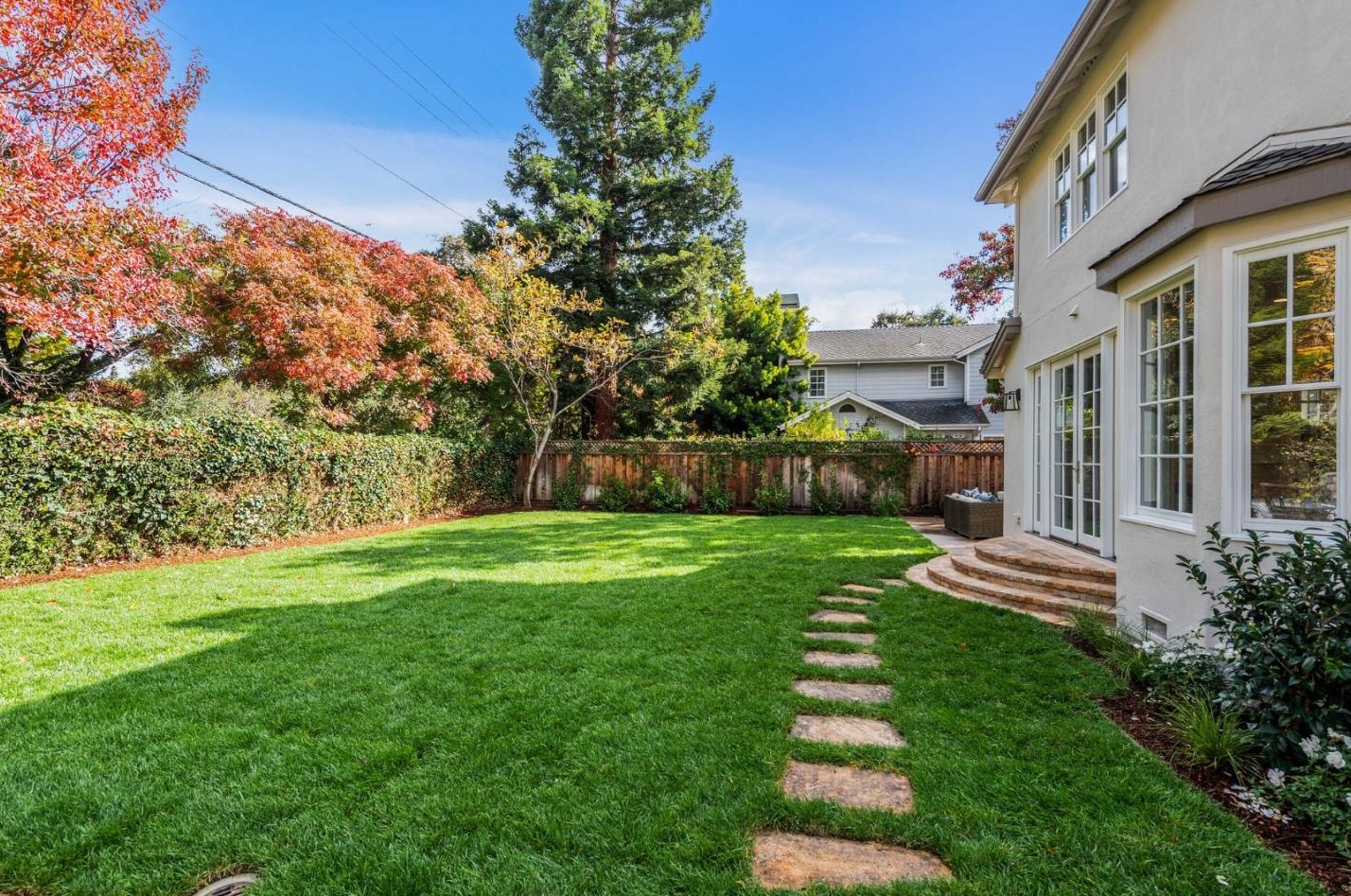 185 Hanna Way, Menlo Park CA  94025-3581 exterior
