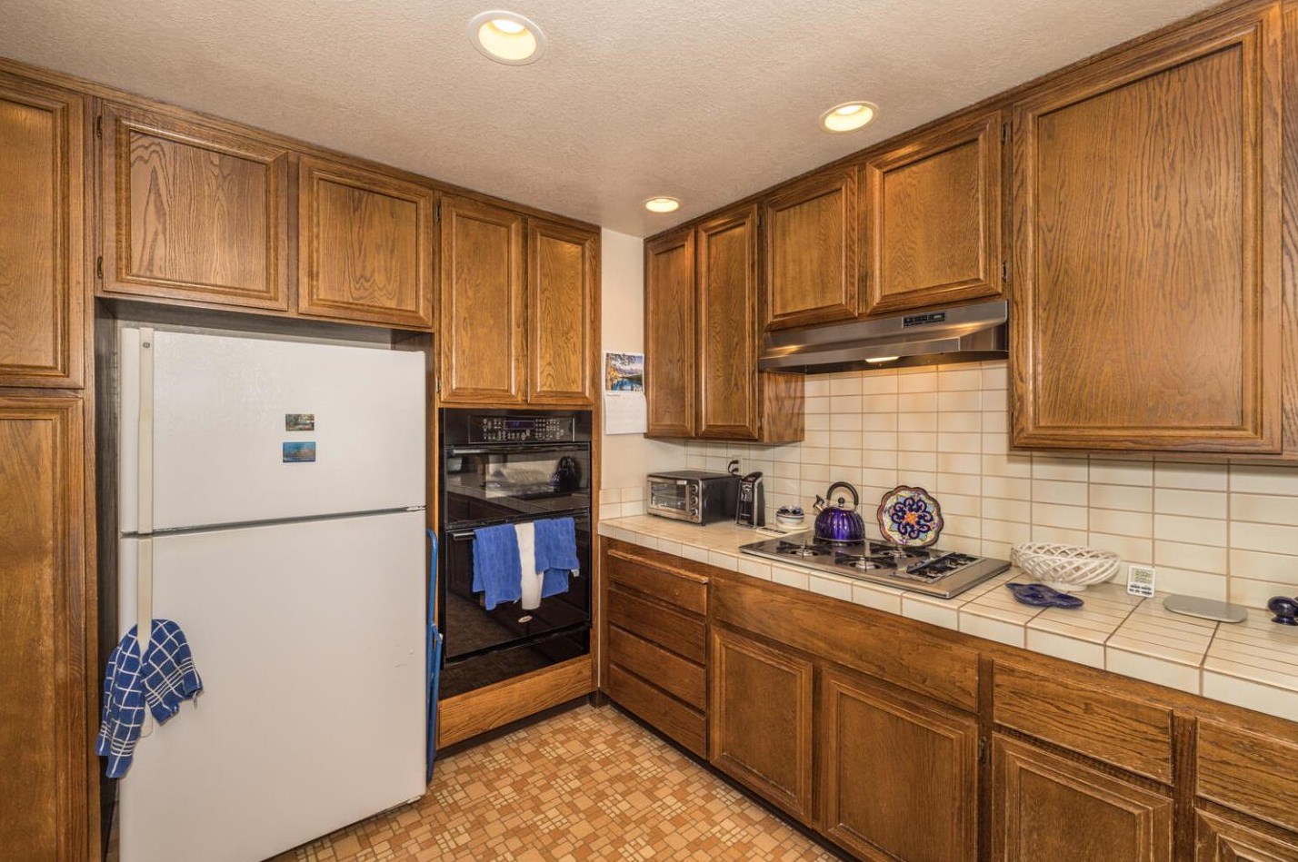 397 Biscayne Ave, San Mateo CA  94404-3501 exterior
