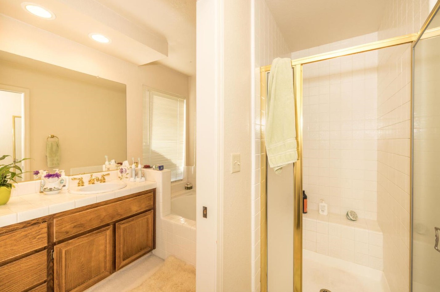 397 Biscayne Ave, San Mateo CA  94404-3501 exterior