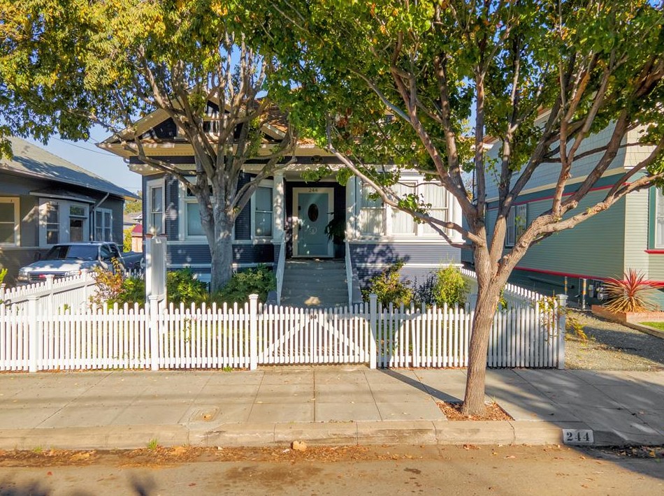 244 12 St, San Jose CA 95112-3436 exterior