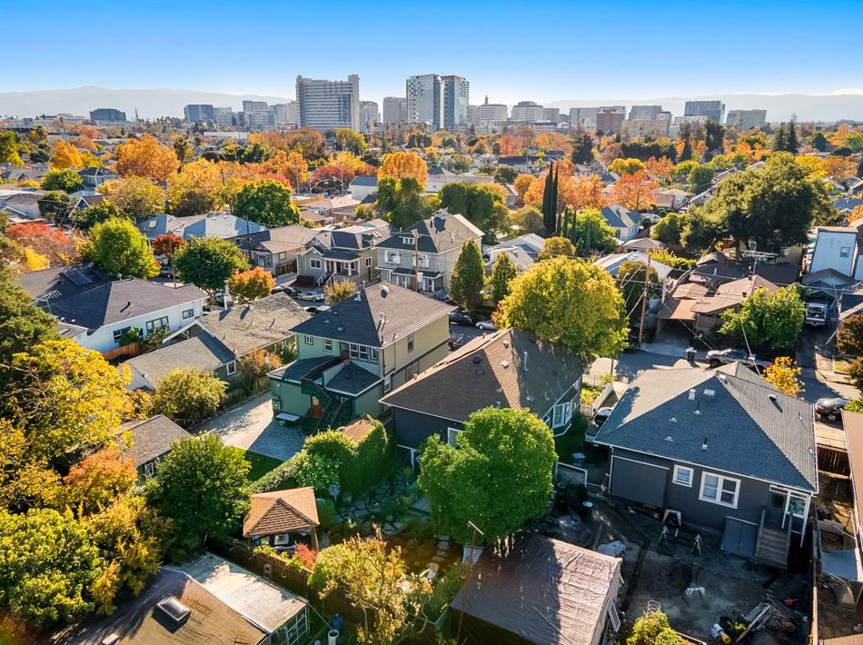 244 12 St, San Jose CA 95112-3436 exterior