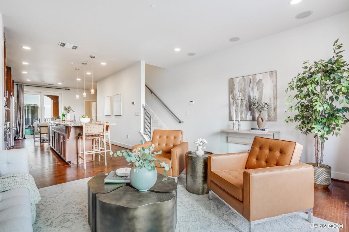 375 Derby Ave, San Mateo CA  94403 exterior