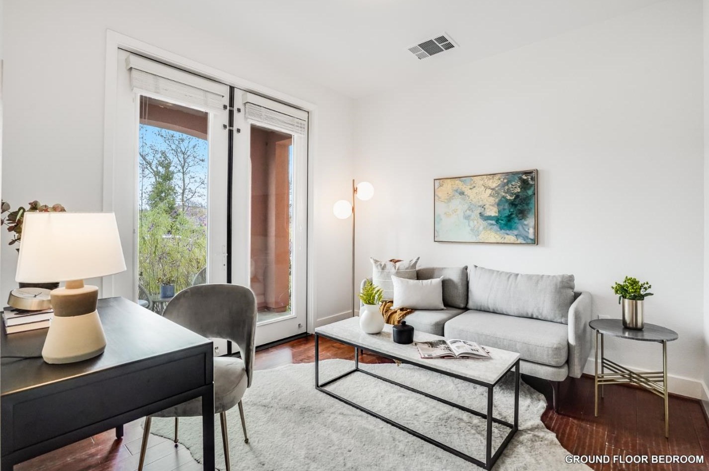 375 Derby Ave, San Mateo CA  94403 exterior