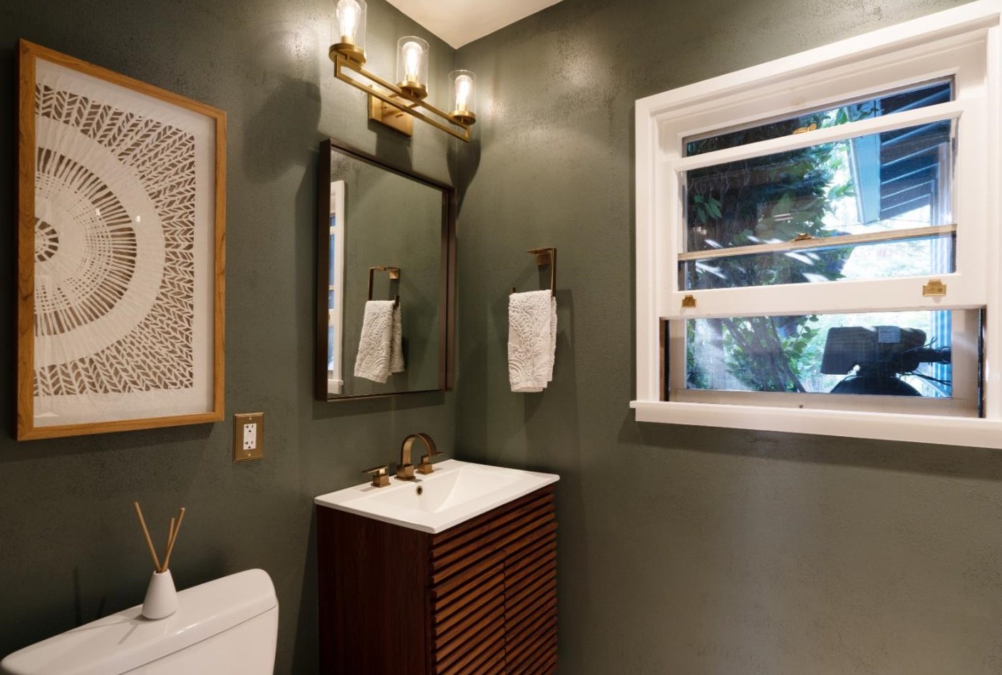 1086 Alameda St, Monterey CA  93940-4451 exterior