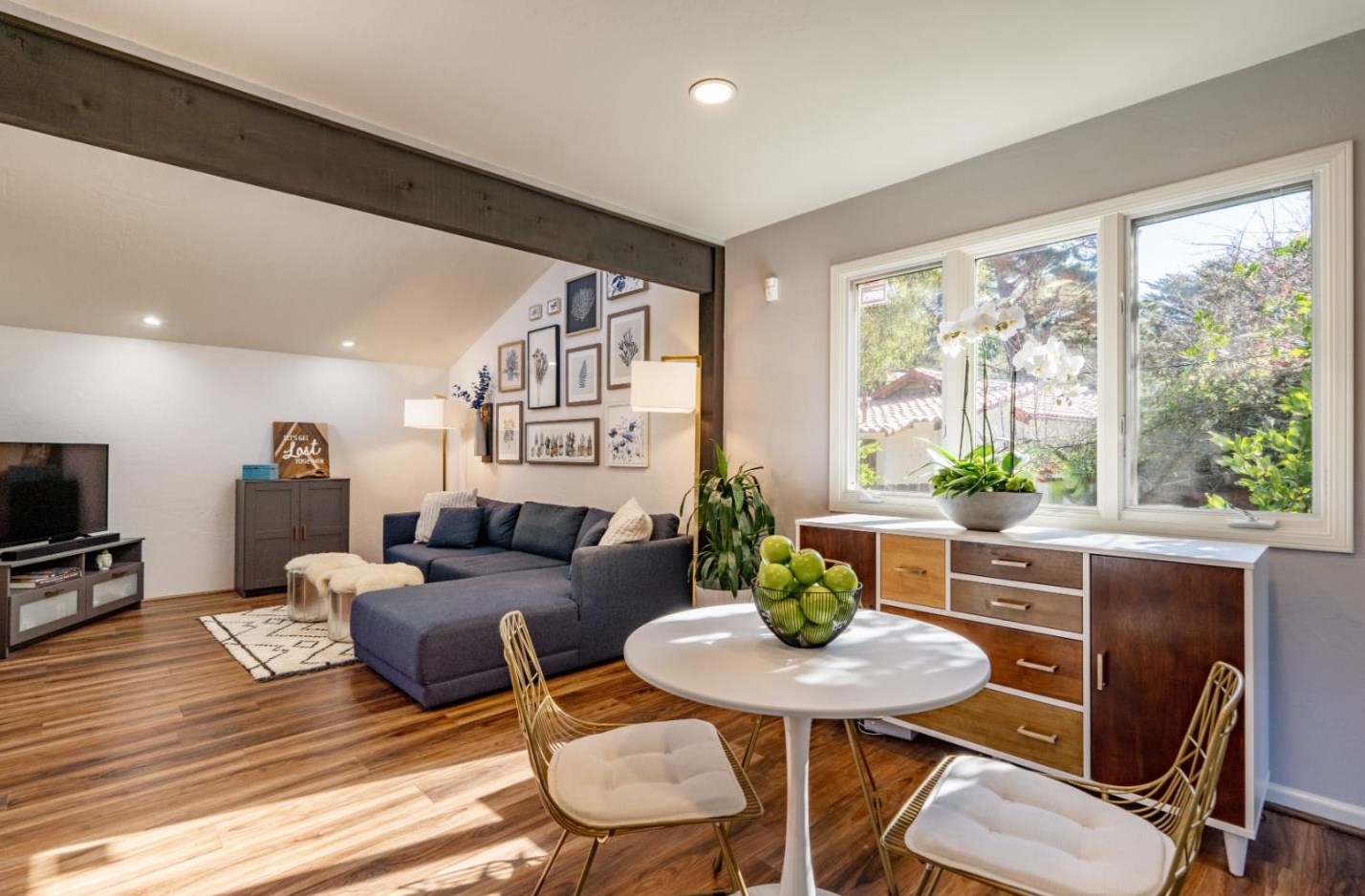 1086 Alameda St, Monterey CA  93940-4451 exterior