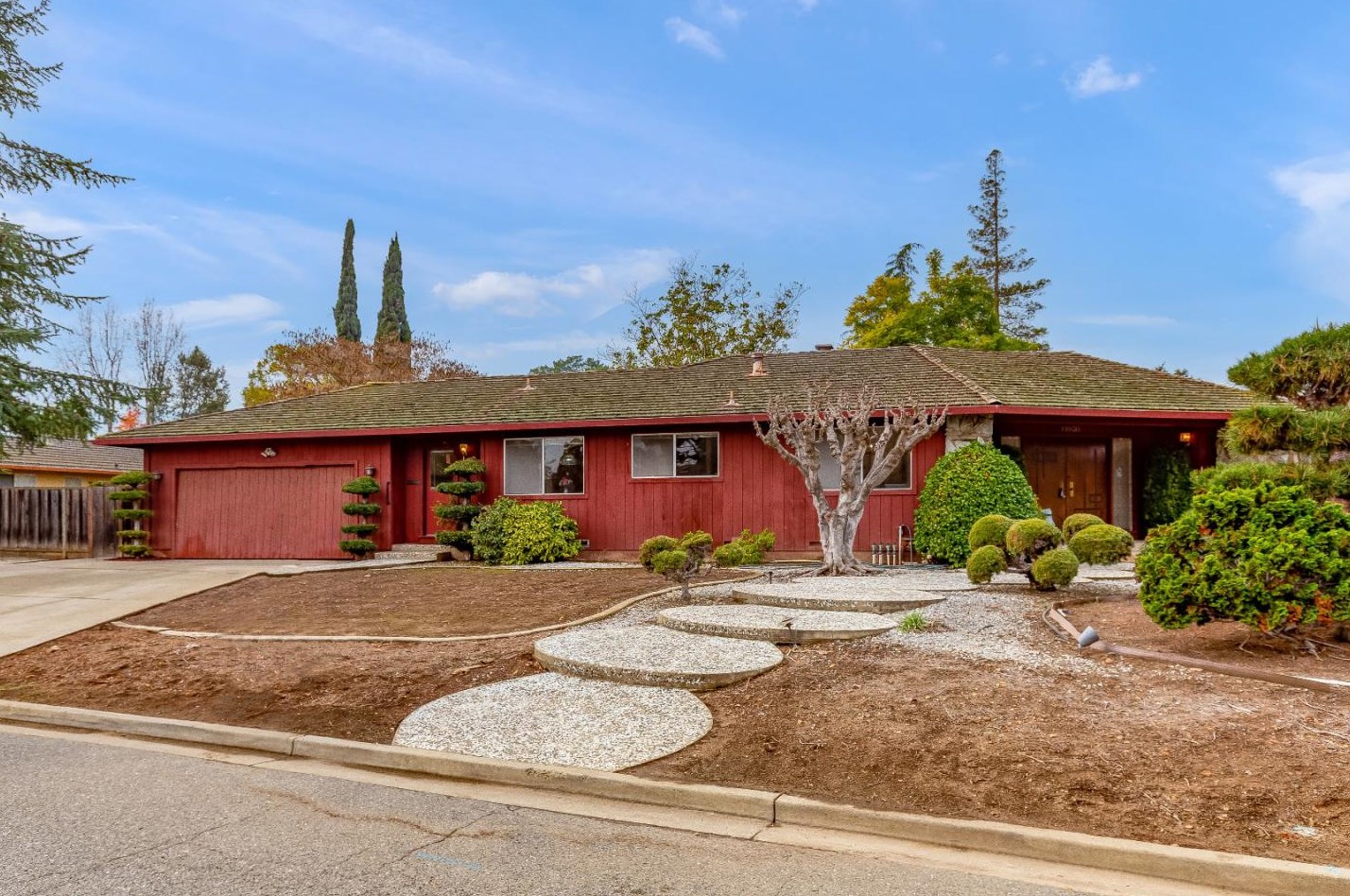 19930 Garnett Ct, Saratoga CA  95070-3801 exterior