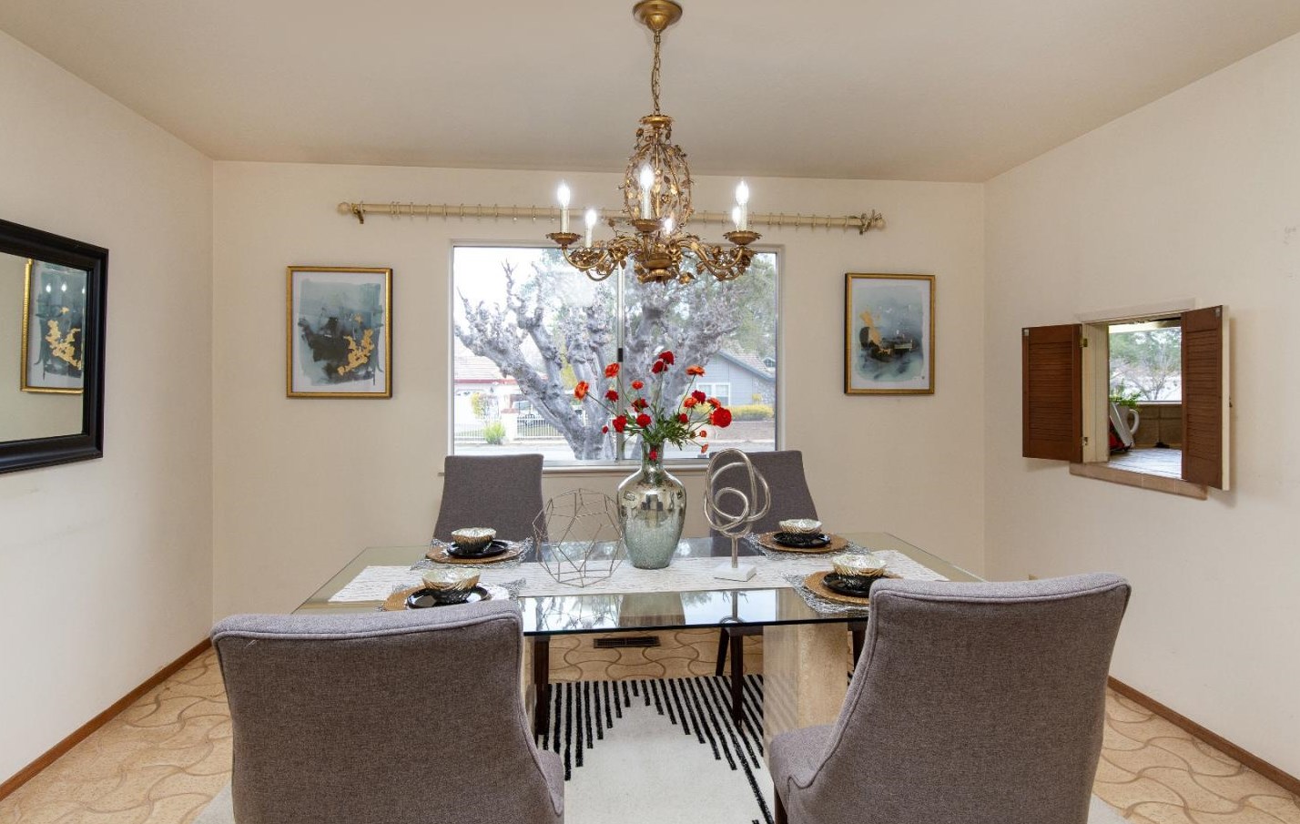 19930 Garnett Ct, Saratoga CA  95070-3801 exterior