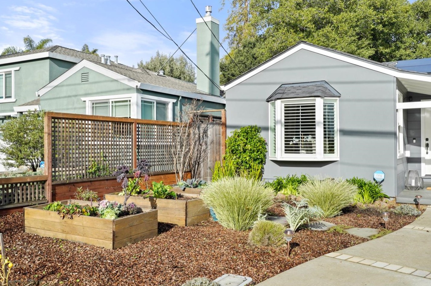 318 24th Ave, San Mateo CA  94403-2230 exterior