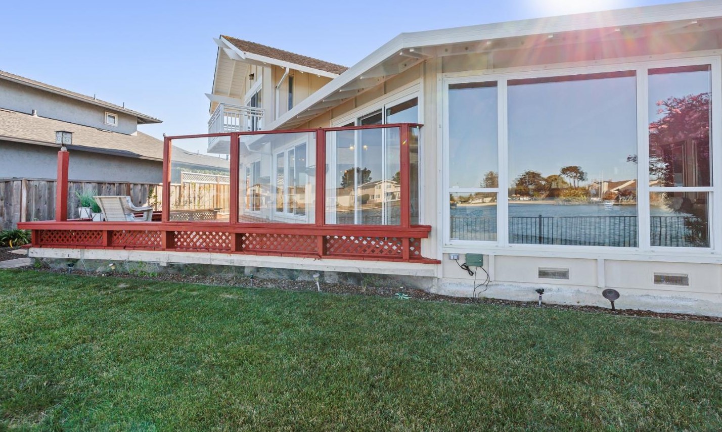 191 Flying Cloud Isle, San Mateo CA  94404-1301 exterior