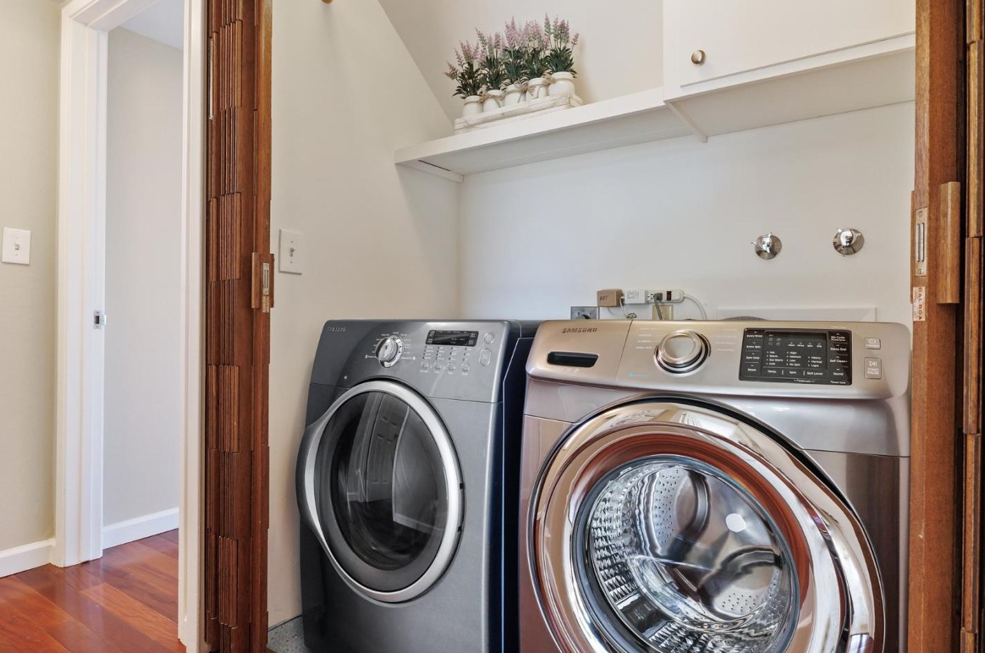 191 Flying Cloud Isle, San Mateo CA  94404-1301 exterior