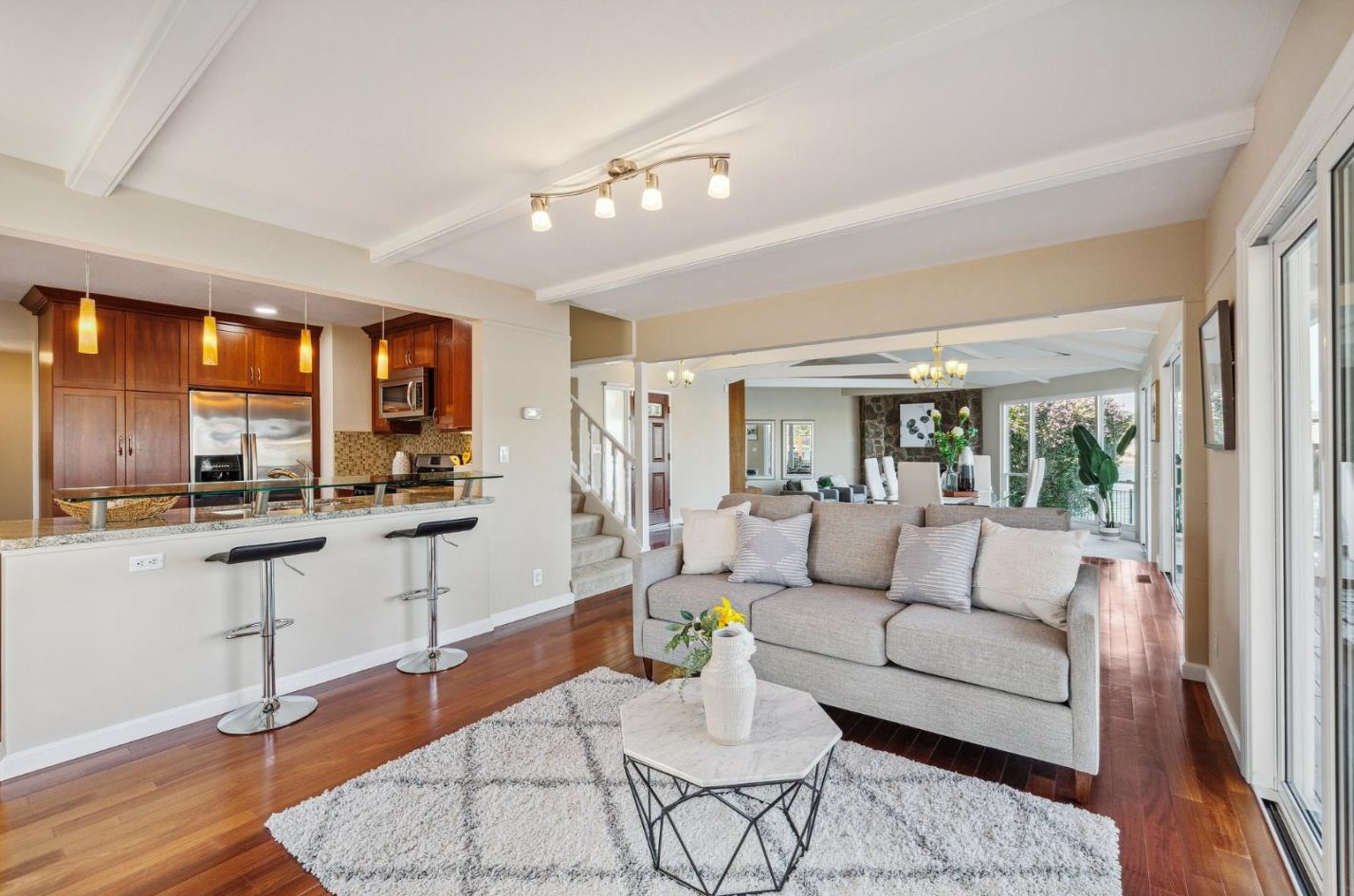 191 Flying Cloud Isle, San Mateo CA  94404-1301 exterior