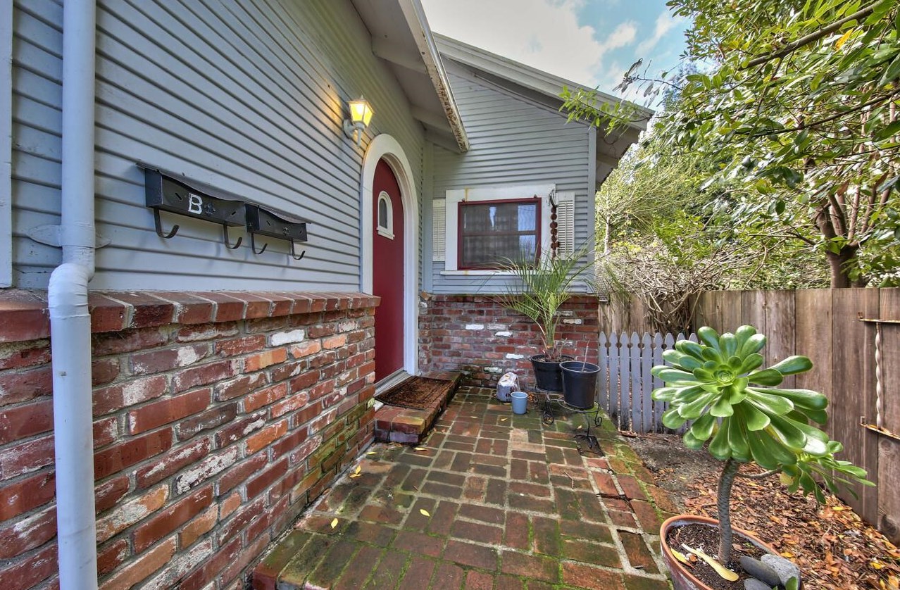 843 Lomita St, Monterey CA  93940-4461 exterior