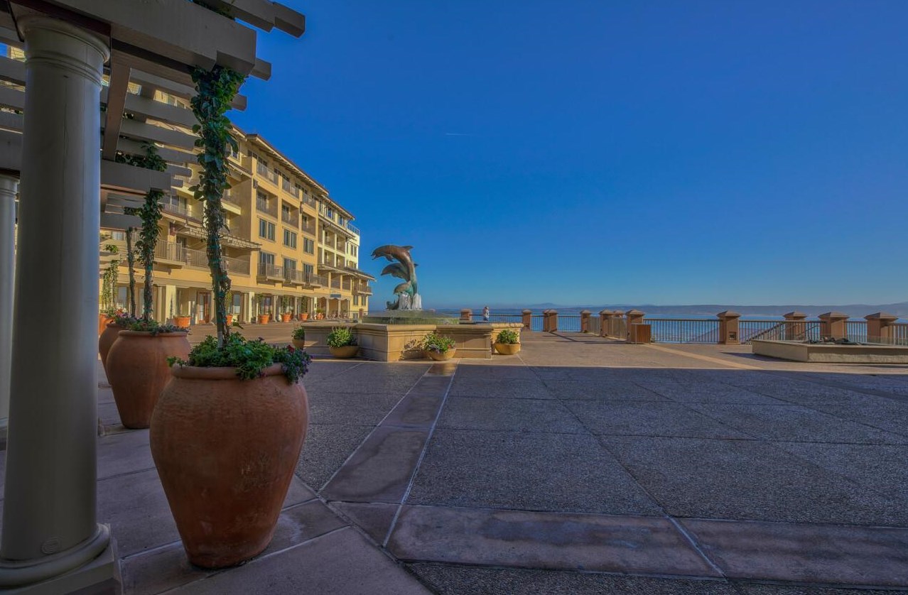 843 Lomita St, Monterey CA  93940-4461 exterior