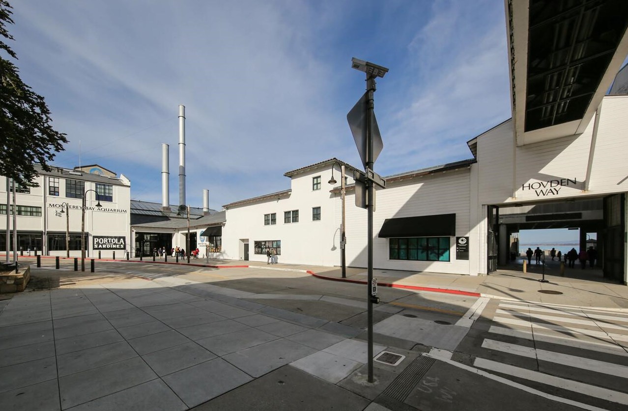 843 Lomita St, Monterey CA  93940-4461 exterior