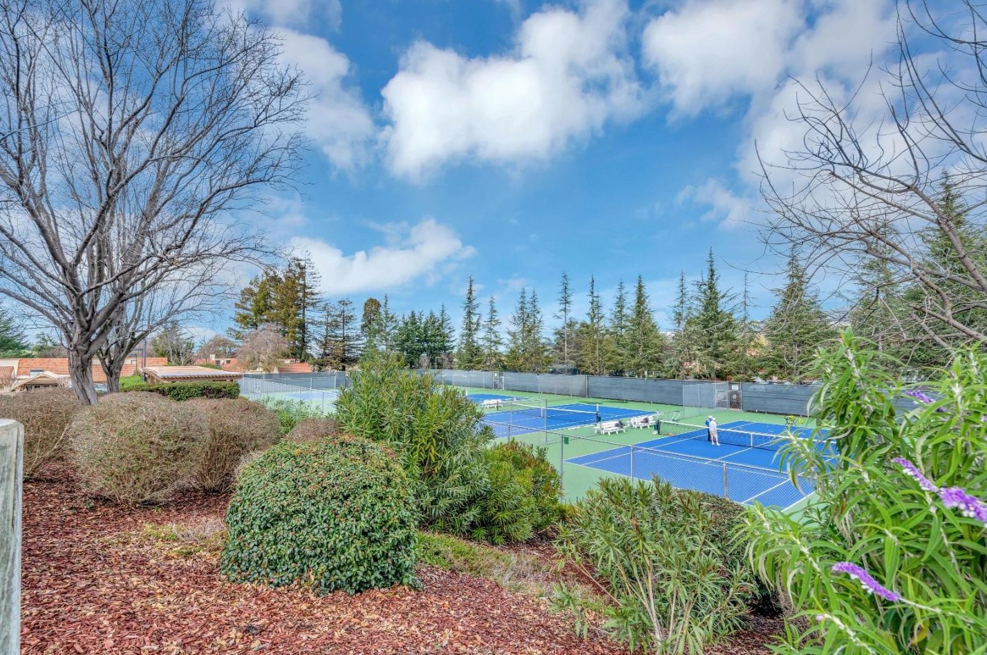 5487 Cribari Grn, San Jose CA  95135-1321 exterior