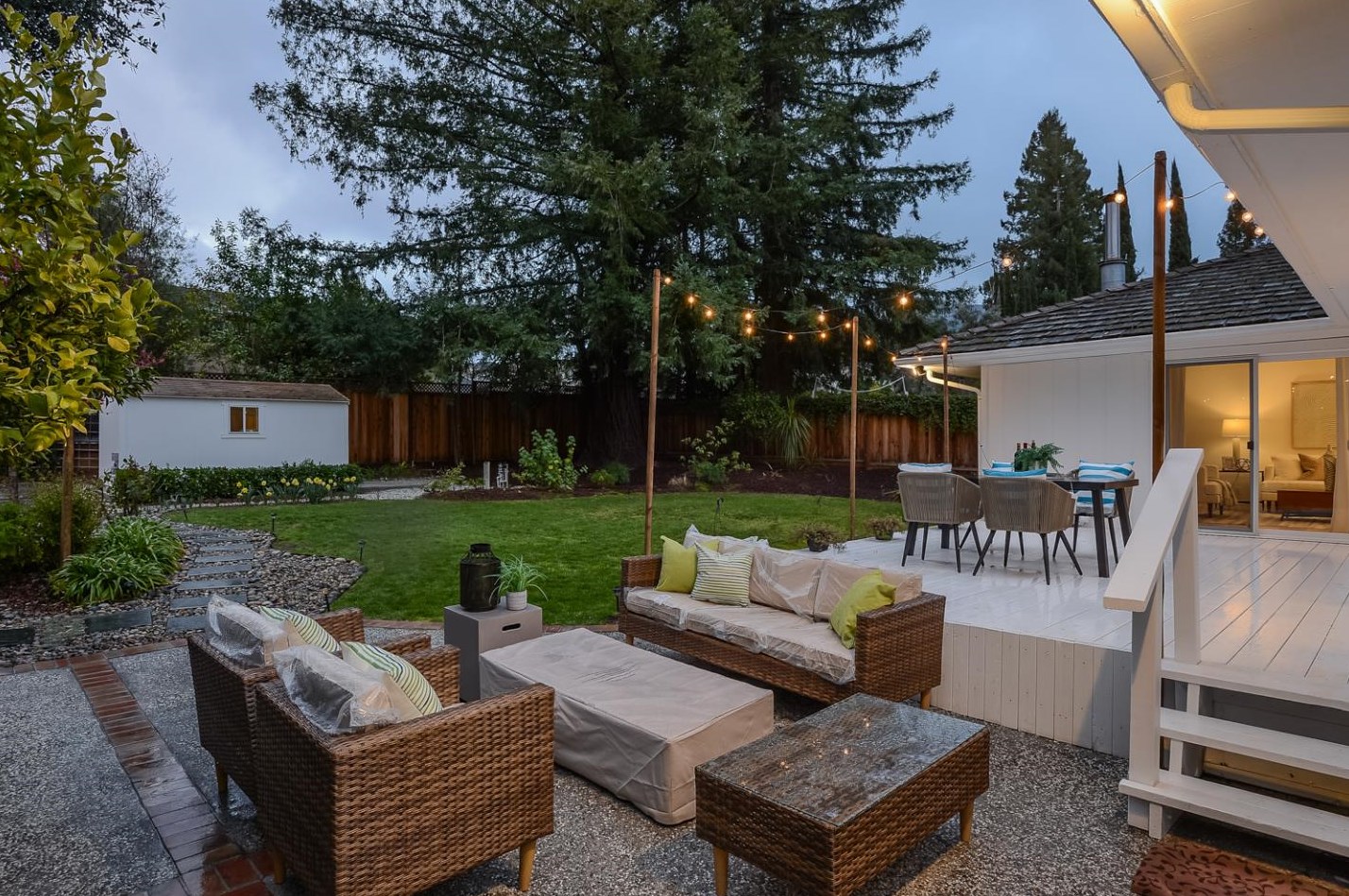 16384 Peacock Ln, Los Gatos CA  95032-4721 exterior