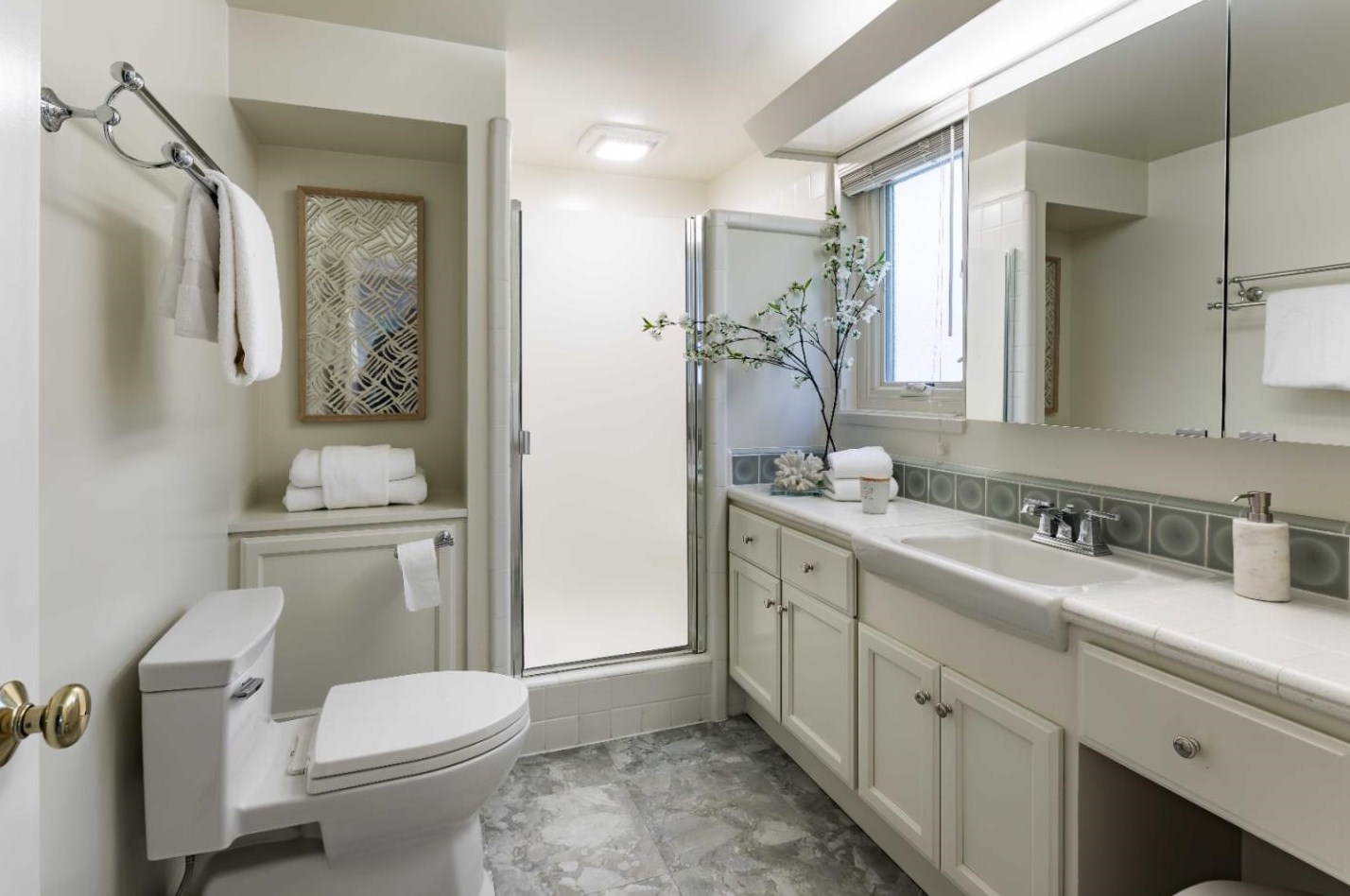 2327 Olympic Ave, Menlo Park CA  94025-6733 exterior