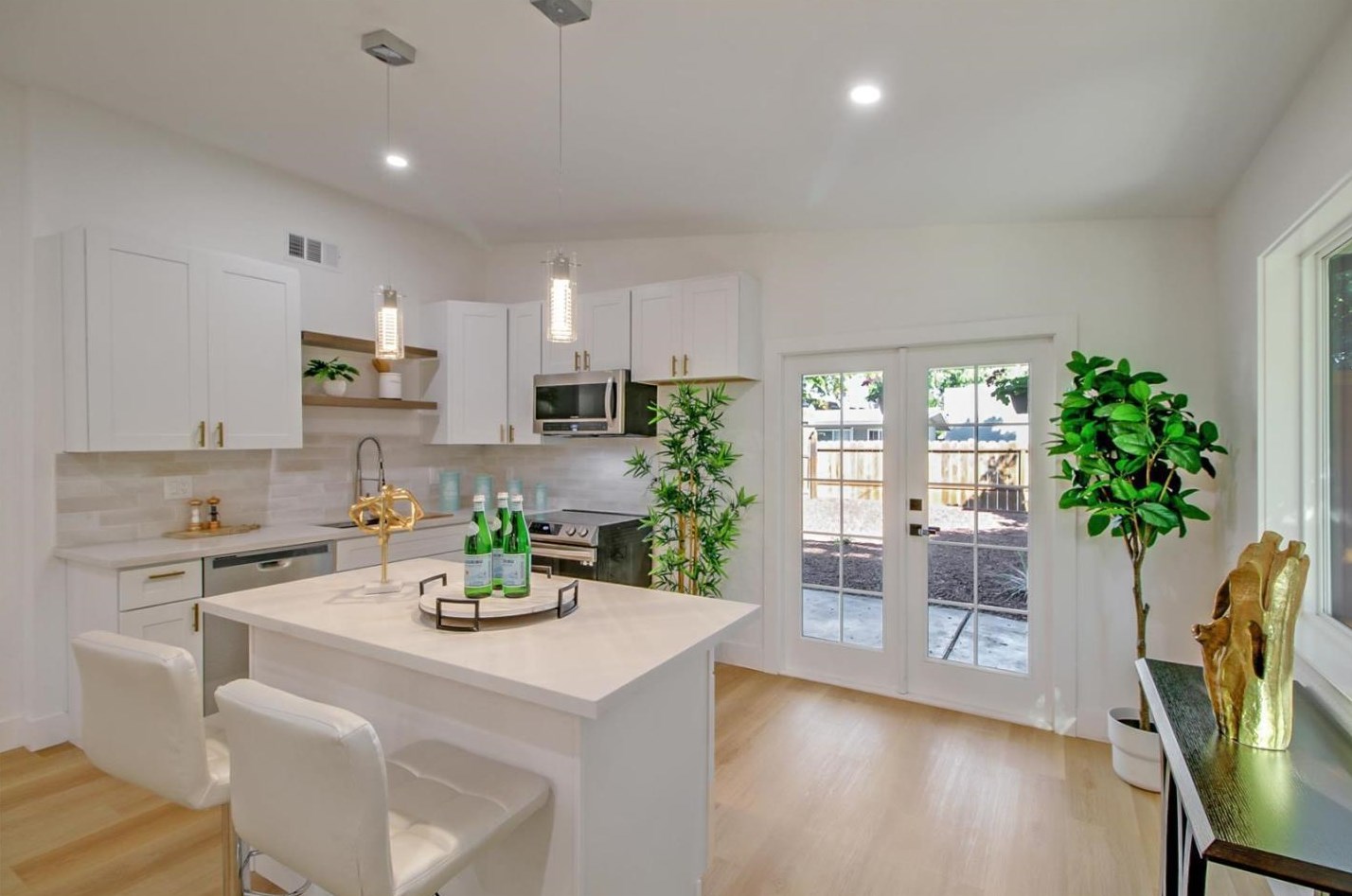 514 Mayellen Ave, San Jose CA  95126-3313 exterior