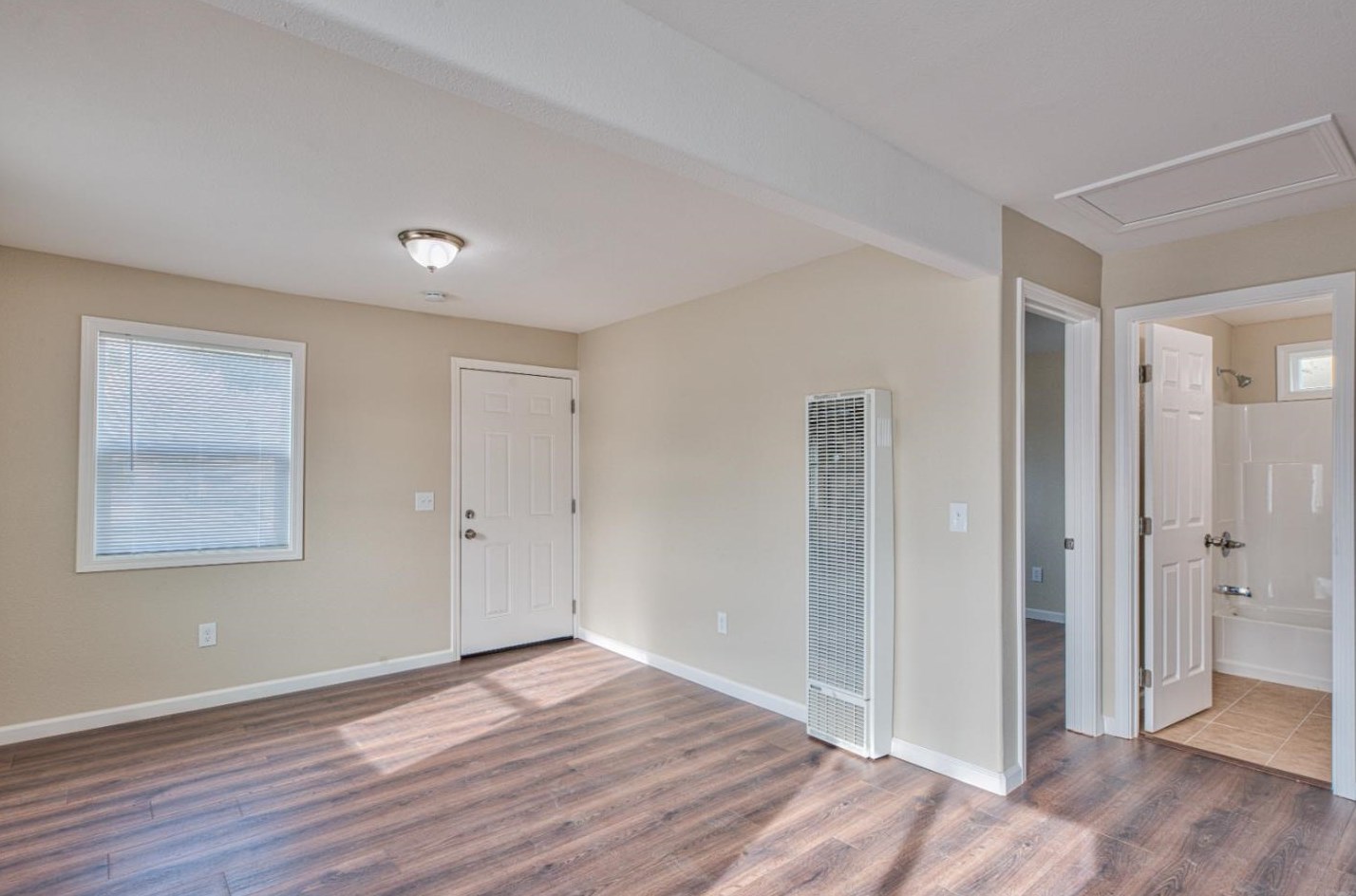 1126 Pacific Ave, Salinas CA  93905-1114 exterior