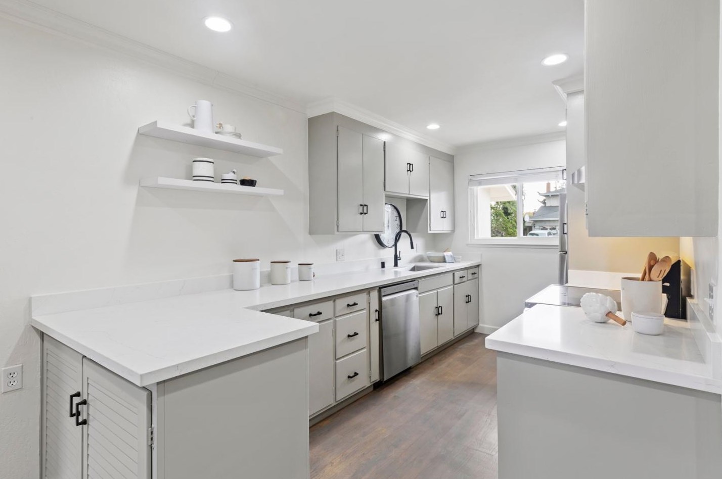 7911 Festival Ct, Cupertino CA  95014-4115 exterior